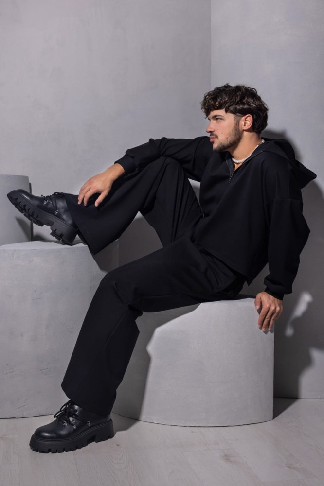 Spodnie męskie Prince - szerokie nogawki, pas gumka, czarne, kieszenie boczne, kieszonka tylna