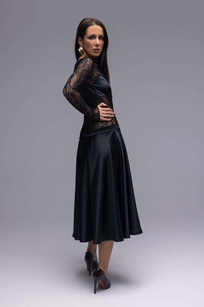 Sukienka Fame - koronkowy stan satynowy dół, zakładki pasek klamerka, obniżony stan, midi