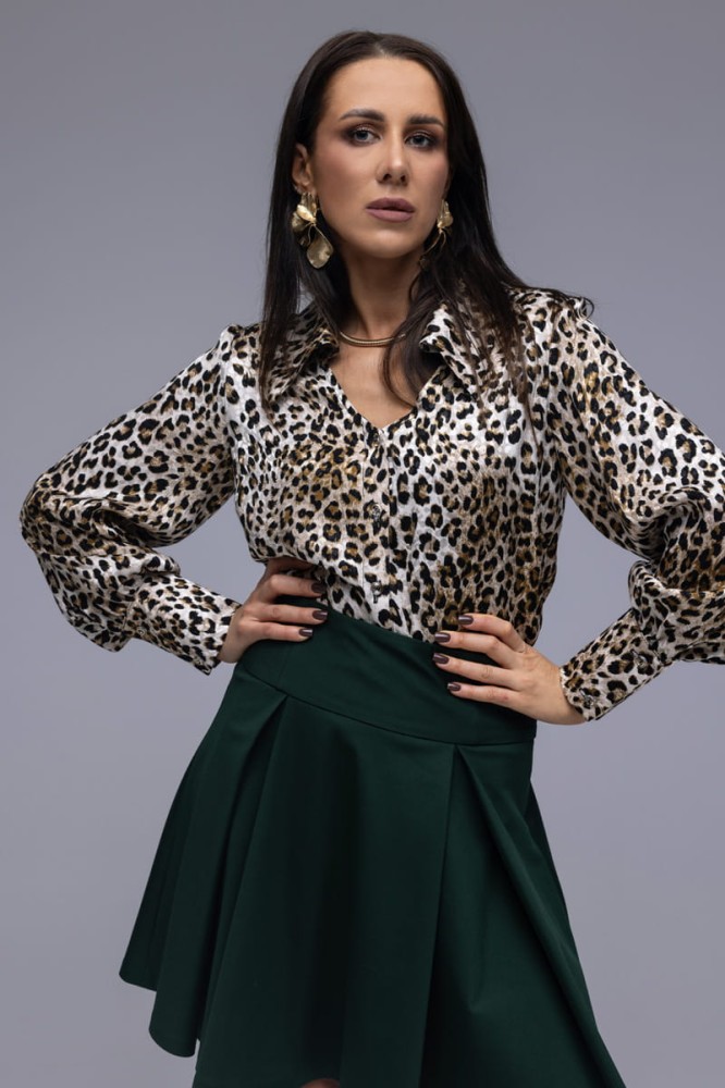 Koszula damska Savage - panterka, dekolt w serek, kołnierz wykładany, bufiaste rękawy, mankiety, na guziki, bluzka