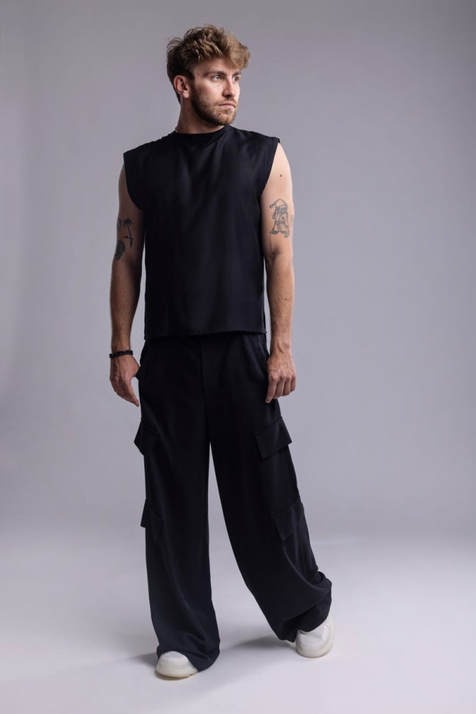 Top męski Onyx Flow - przód topu wraz ze spodniami z naszej kolekcji