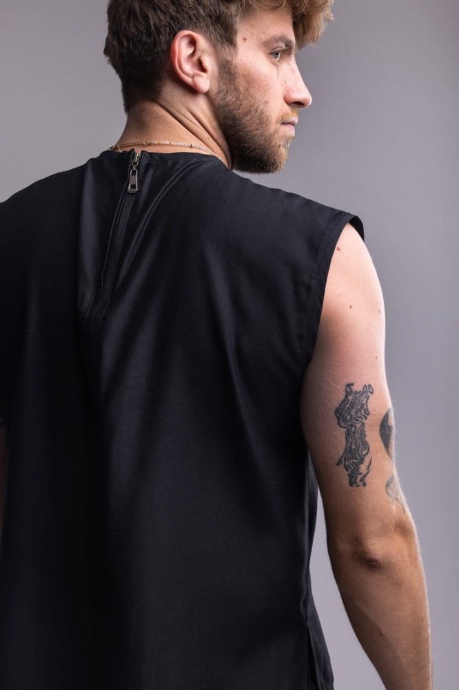 Top męski Onyx Flow - widoczny detal zamku z tyłu