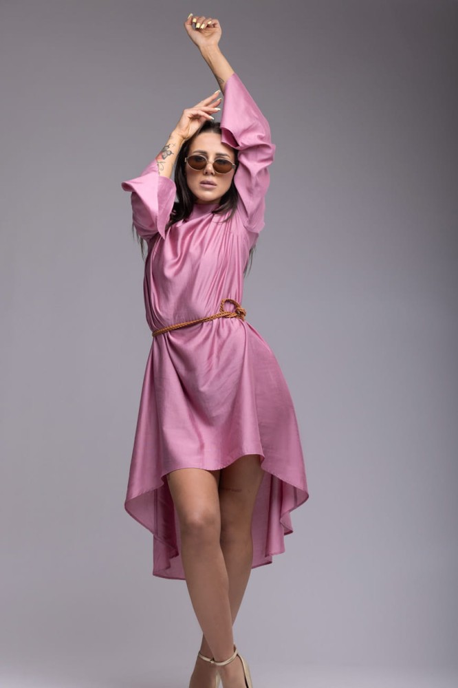 Tunika damska Rosegold - brudny róż, asymetryczna, długi rękaw z rozcięciem, stójka na guziki, lyocell - stylizacja z paskiem