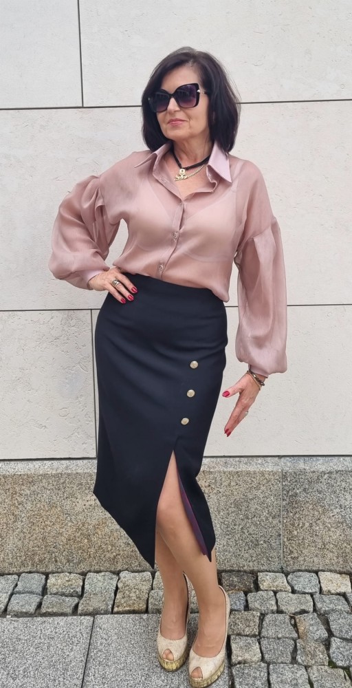 Koszula damska Drama- transparentna, brudny róż, bufiaste rękawy, obniżona linia ramion, usztywniony mankiet i kołnierzyk