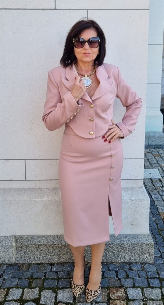 Spódnica The Pensil Rose - brudny róż, wąska, wysoki stan, rozporek z przodu, ozdobne guziki